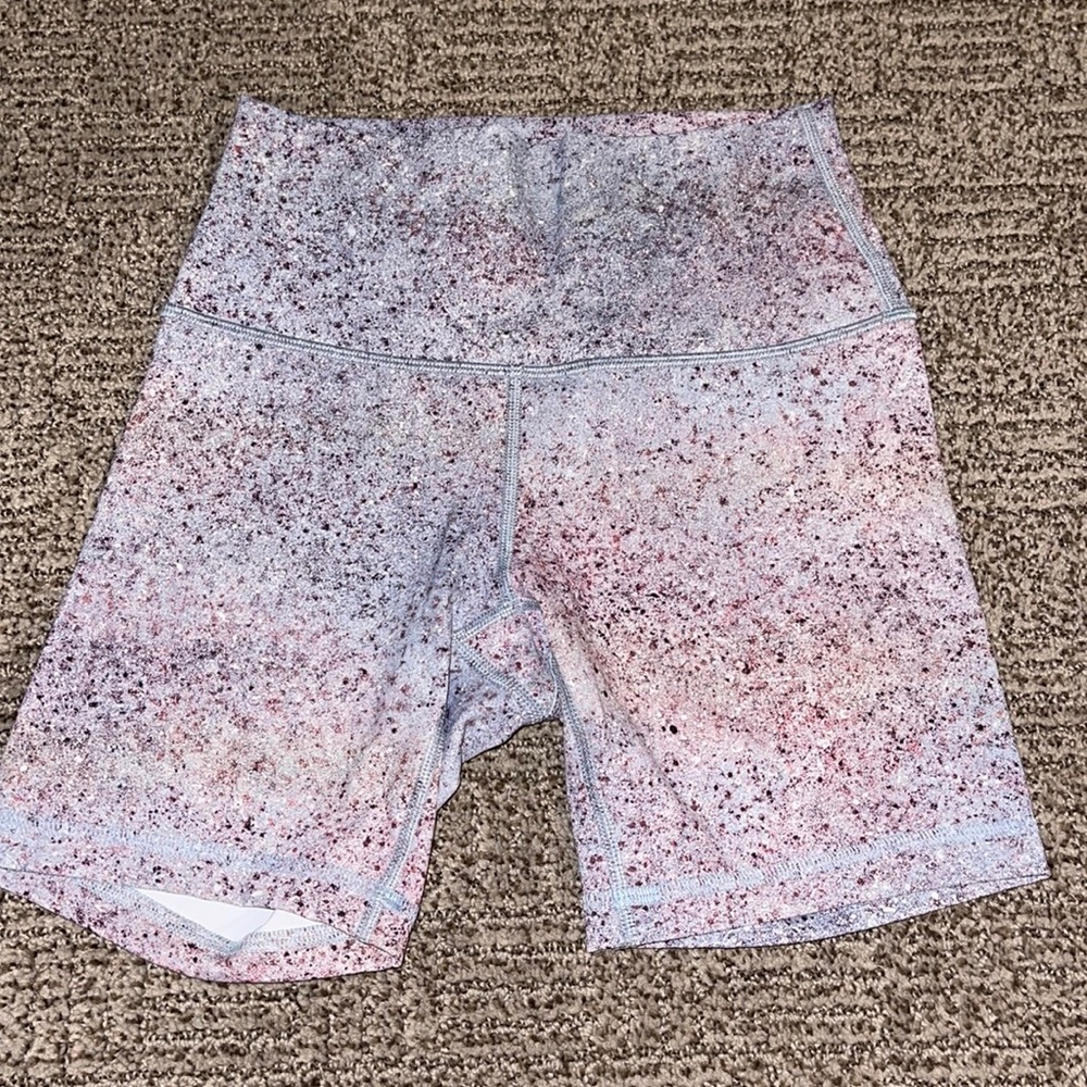 LULULEMON wunder shorts 6”